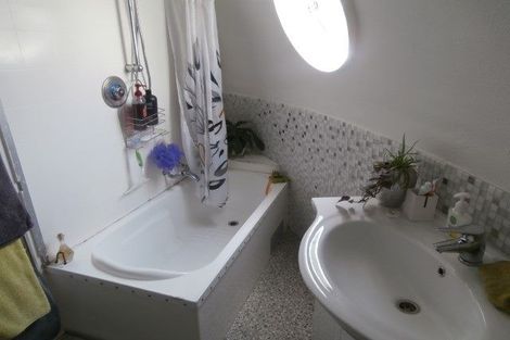 Photo of property in 144b Innes Road, St Albans, Christchurch, 8052