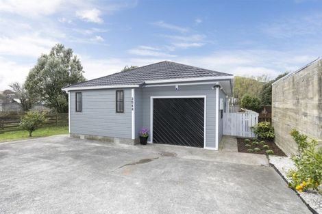 Photo of property in 304a Main Road, Tawa, Wellington, 5028