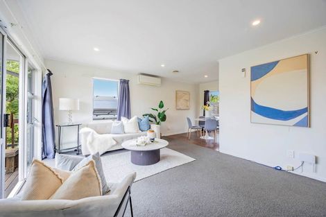 Photo of property in 138 Moire Road, West Harbour, Auckland, 0618