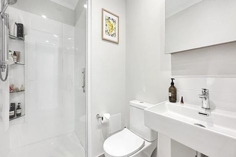 Photo of property in 5/96 Clark Road, Hobsonville, Auckland, 0616