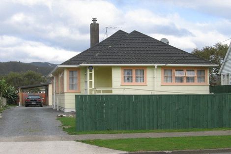 Photo of property in 50 Reynolds Street, Taita, Lower Hutt, 5011