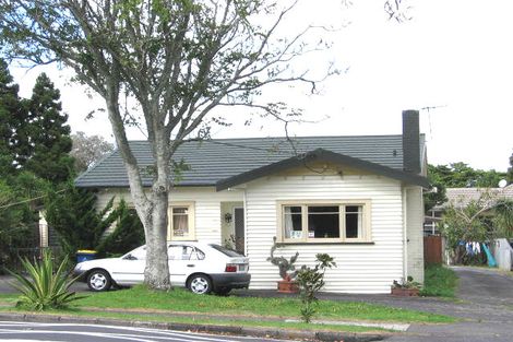 Photo of property in 1/22 Fruitvale Road, New Lynn, Auckland, 0600