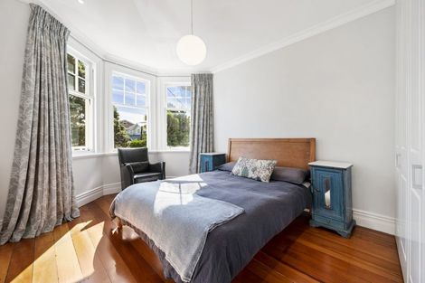 Photo of property in 58 Hawker Street, Mount Victoria, Wellington, 6011