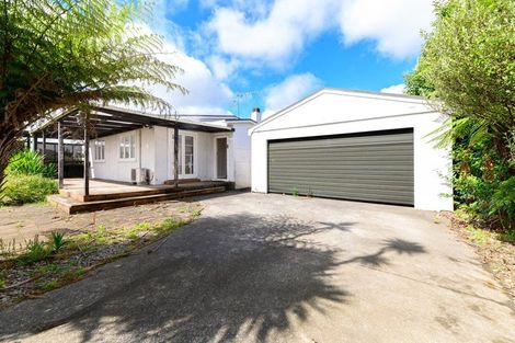Photo of property in 31 Railway Street West, Papakura, 2110