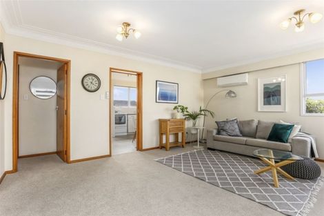 Photo of property in 1/23 Poinsettia Place, Henderson, Auckland, 0610