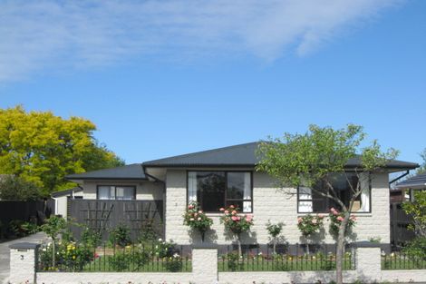 Photo of property in 3 Clipper Place, Redwood, Christchurch, 8051
