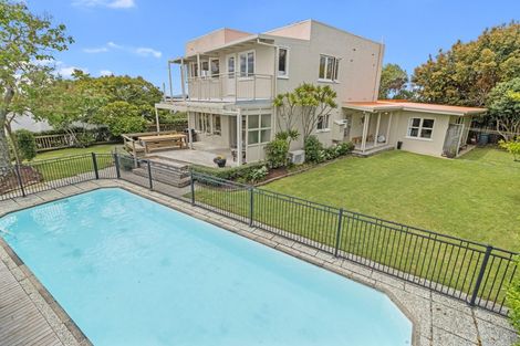 Photo of property in 131 Lake Crescent, Hamilton Lake, Hamilton, 3204