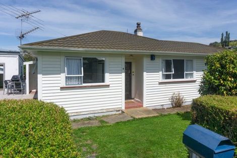 Photo of property in 3 Kaira Street, Sawyers Bay, Port Chalmers, 9023