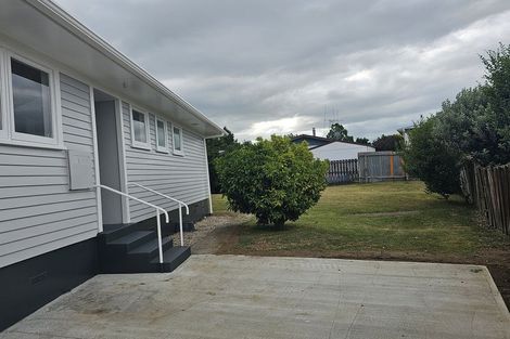 Photo of property in 8 Susan Place, Deanwell, Hamilton, 3206