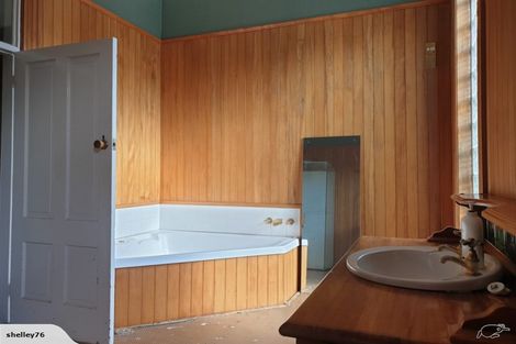 Photo of property in 208 Clyde Street, Balclutha, 9230