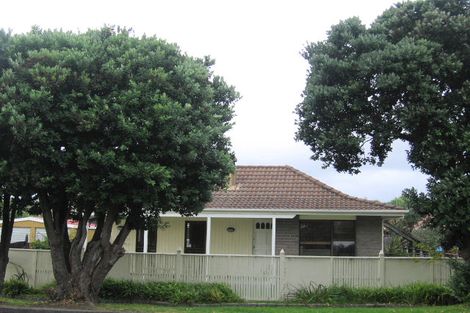 Photo of property in 136 Manly Street, Paraparaumu Beach, Paraparaumu, 5032