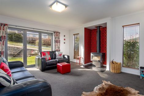 Photo of property in 6 Holdom Place, Clyde, 9330