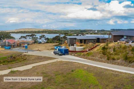 Photo of property in 1 Sand Dune Lane, Mangawhai Heads, Mangawhai, 0505
