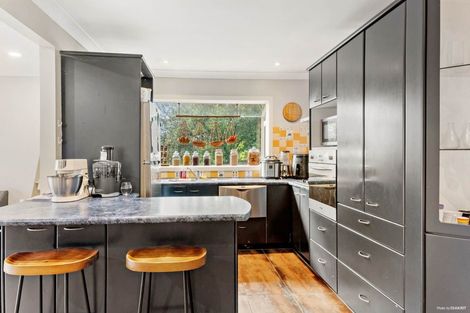 Photo of property in 1/8 Alexander Avenue, Torbay, Auckland, 0630