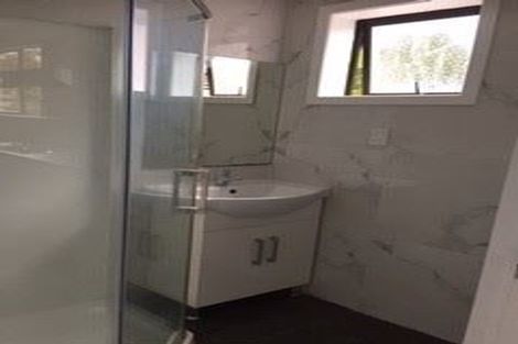 Photo of property in 18 Jamaica Place, Blockhouse Bay, Auckland, 0600