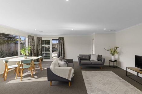 Photo of property in 84b Seddon Street, Wallaceville, Upper Hutt, 5018