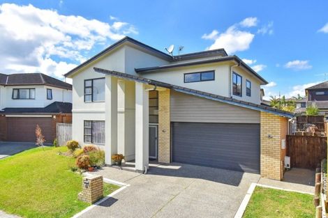 Photo of property in 13 Savona Drive, Flat Bush, Auckland, 2016