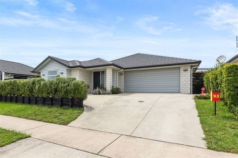 Photo of property in 93 Sandhurst Drive, Papamoa Beach, Papamoa, 3118