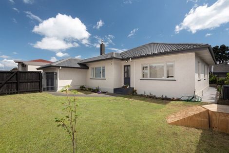 Photo of property in 47 Ngatai Road, Otumoetai, Tauranga, 3110