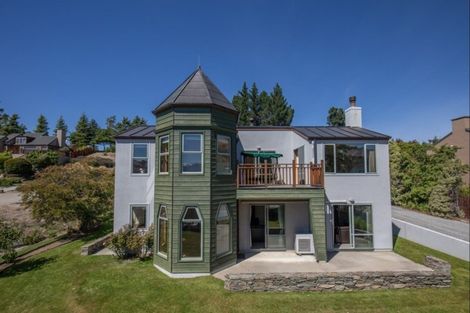 Photo of property in 22 Tenby Street, Wanaka, 9305