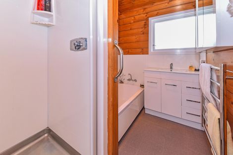 Photo of property in 24 Fairview Avenue, Opaheke, Papakura, 2113