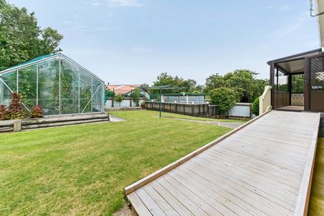 Photo of property in 5 Whakapaki Street, Urenui, 4375