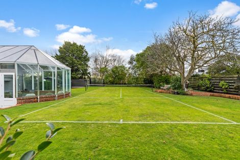 Photo of property in 209 Victoria Avenue, Hokowhitu, Palmerston North, 4410