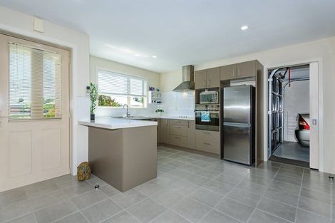 Photo of property in 27 Saltaire Street, North New Brighton, Christchurch, 8083