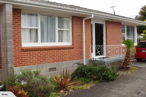 Photo of property in 4/27 Cardwell Street, Onehunga, Auckland, 1061