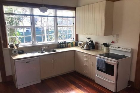 Photo of property in 97 Kuratawhiti Street, Greytown, 5794