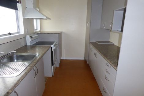 Photo of property in 3/14 Craigbank Avenue, New Lynn, Auckland, 0600