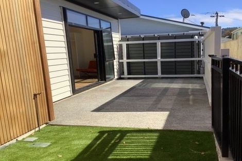 Photo of property in 8a Bolton Street, Petone, Lower Hutt, 5012