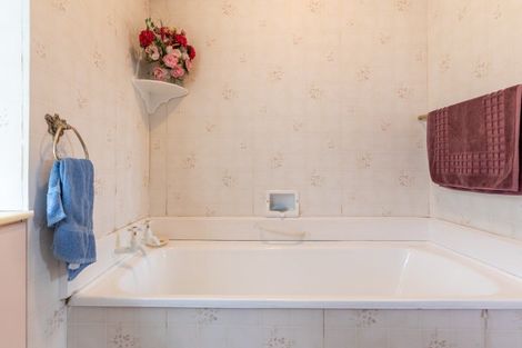 Photo of property in 76 Guy Street, Dannevirke, 4930