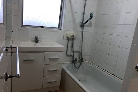 Photo of property in 423 Bucklands Beach Road, Bucklands Beach, Auckland, 2012