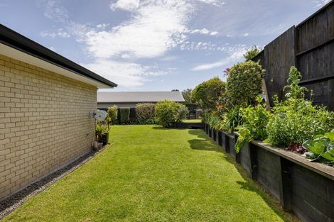 Photo of property in 23 Rosella Drive, Welcome Bay, Tauranga, 3112