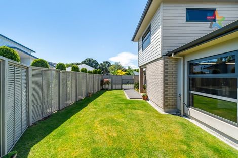 Photo of property in 8a Glen Iris Grove, Woburn, Lower Hutt, 5010