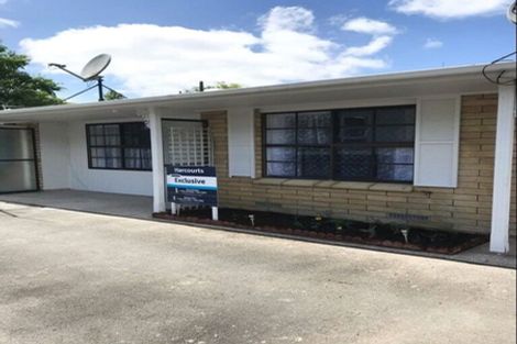 Photo of property in 2/877 Heaphy Terrace, Claudelands, Hamilton, 3214