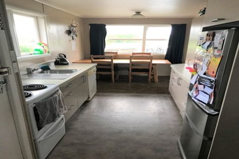 Photo of property in 91 Collins Road, Melville, Hamilton, 3206