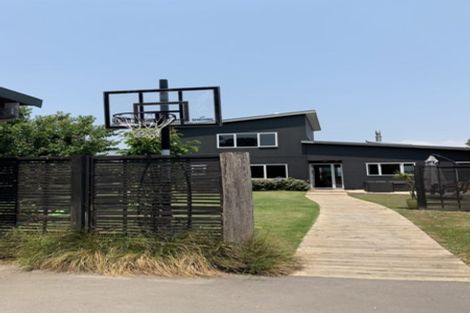 Photo of property in 588 Pukehina Parade, Pukehina, Te Puke, 3189