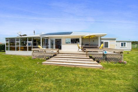 Photo of property in 3624 Eltham Road, Opunake, 4682