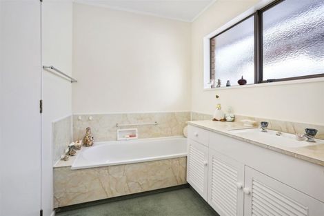 Photo of property in 16 Manuwai Drive, Matua, Tauranga, 3110