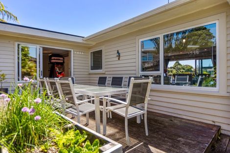 Photo of property in 7 Penrith Street, Westown, New Plymouth, 4310