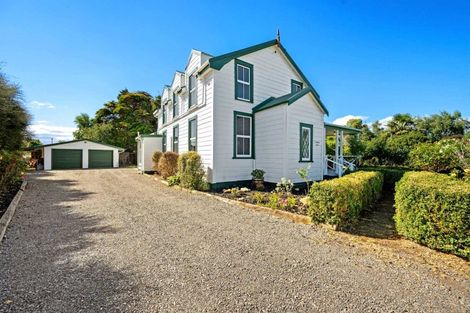 Photo of property in Dippers Halll, 28 Bell Street, Otane, 4202