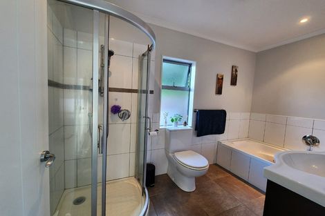 Photo of property in 35a Mandalay Terrace, Khandallah, Wellington, 6035