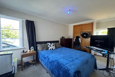 Photo of property in 9 Durham Crescent, Palmerston North, 4414