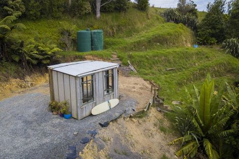Photo of property in 98 Kiwi Bush Lane, Ngunguru, Whangarei, 0173