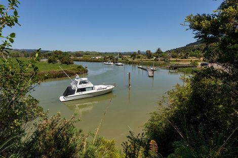 Photo of property in 291 North Road, Clevedon, Papakura, 2582