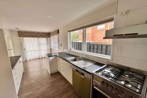 Photo of property in 18b Kirby Street, Glendene, Auckland, 0602