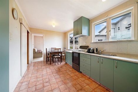 Photo of property in 41 Jaemont Avenue, Te Atatu South, Auckland, 0610