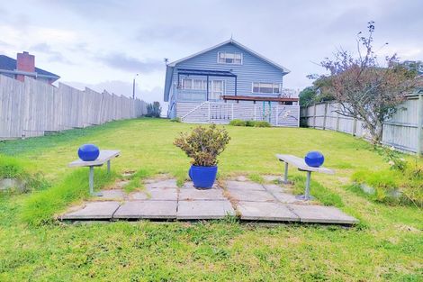 Photo of property in 64 Bleakhouse Road, Bucklands Beach, Auckland, 2014